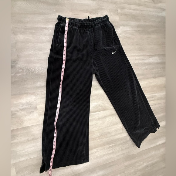 Nike Set of Sportswear Velour Half Zip Pullover and Wide Leg Pants Set Small - Picture 8 of 10